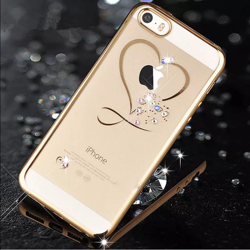 Iphone 7 case very cute 😊 reasonable offers 😊